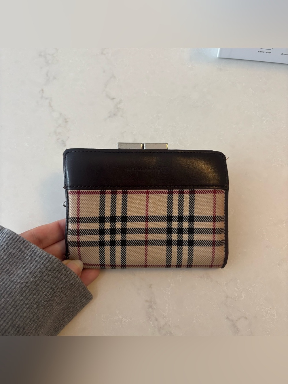 Lovely authentic Burberry kiss lock plaid wallet!